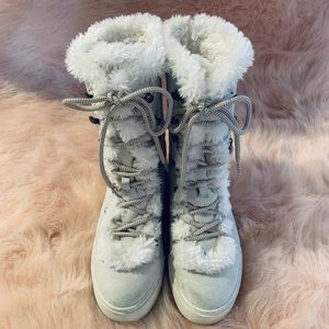 Merona Faux Fur boots